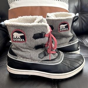 SOREL winter boots size 10